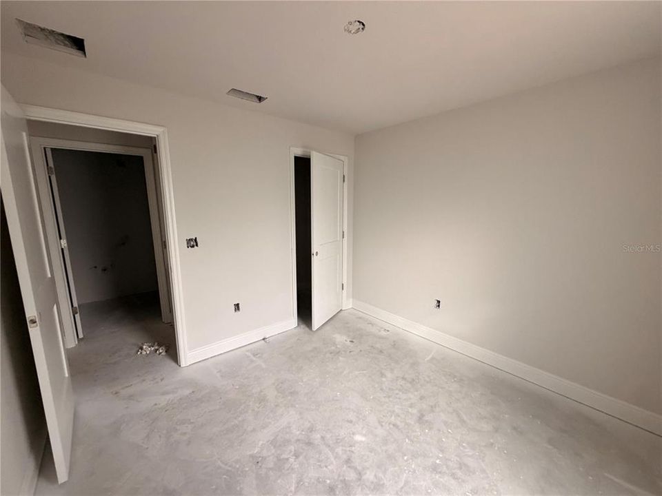 For Sale: $299,900 (3 beds, 2 baths, 1428 Square Feet)