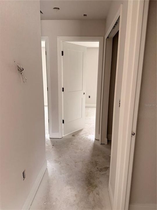 For Sale: $299,900 (3 beds, 2 baths, 1428 Square Feet)