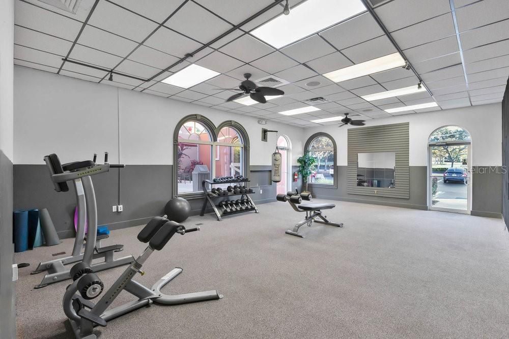 На продажу: $299,500 (4 спален, 3 ванн, 1856 Квадратных фут)