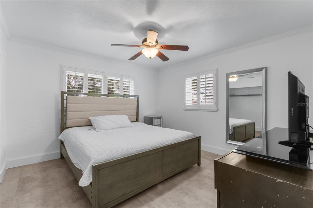 En Venta: $485,000 (2 camas, 1 baños, 1068 Pies cuadrados)