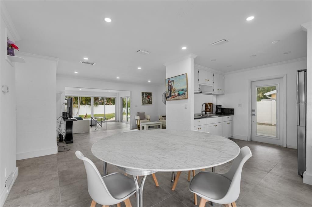 En Venta: $485,000 (2 camas, 1 baños, 1068 Pies cuadrados)