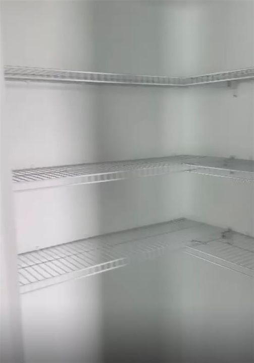 En Venta: $303,000 (4 camas, 2 baños, 1912 Pies cuadrados)