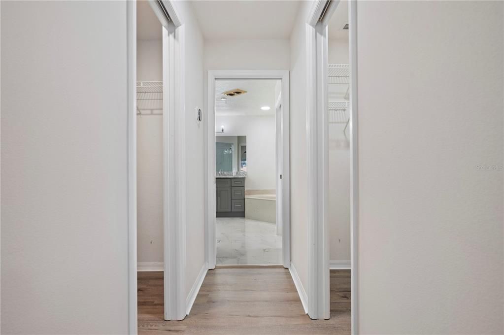 待售: $585,000 (3 贝兹, 3 浴室, 2493 平方英尺)