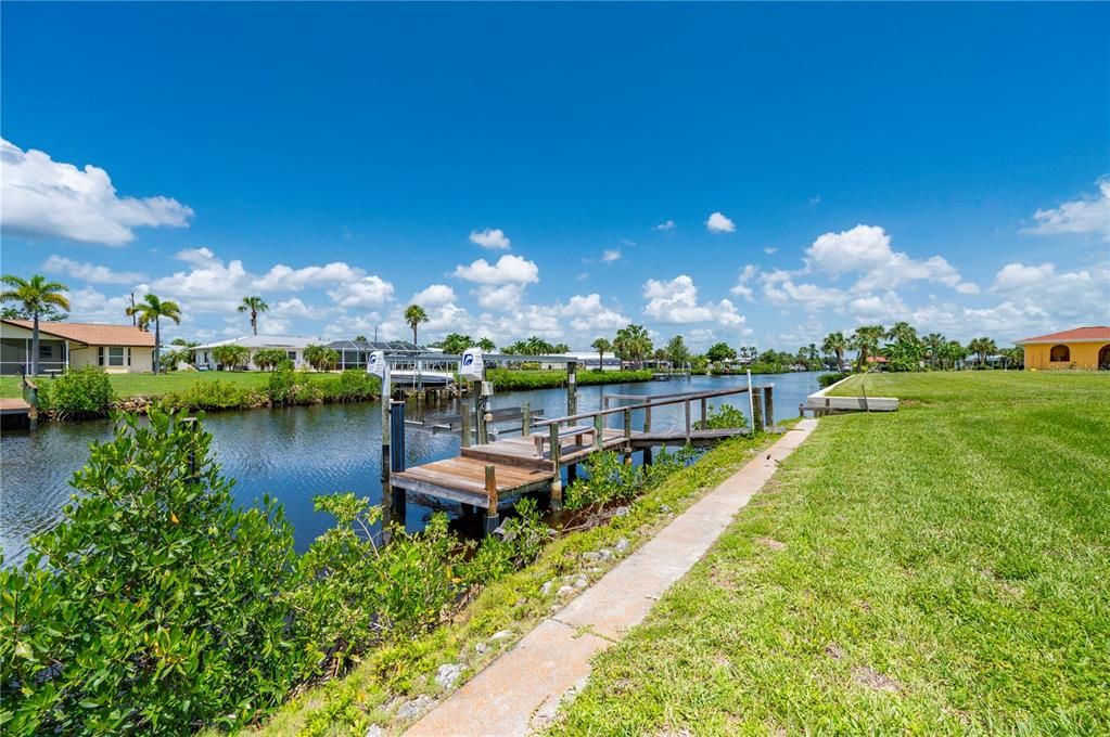 待售: $585,000 (3 贝兹, 3 浴室, 2493 平方英尺)