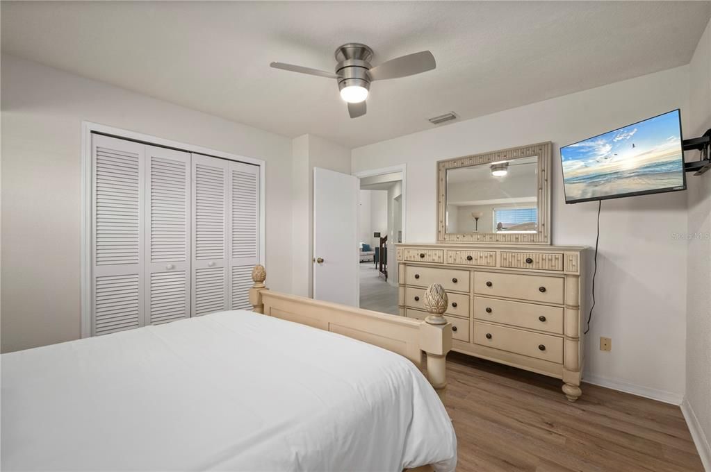 待售: $585,000 (3 贝兹, 3 浴室, 2493 平方英尺)