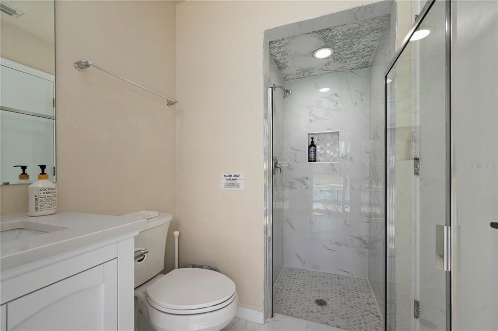 待售: $585,000 (3 贝兹, 3 浴室, 2493 平方英尺)