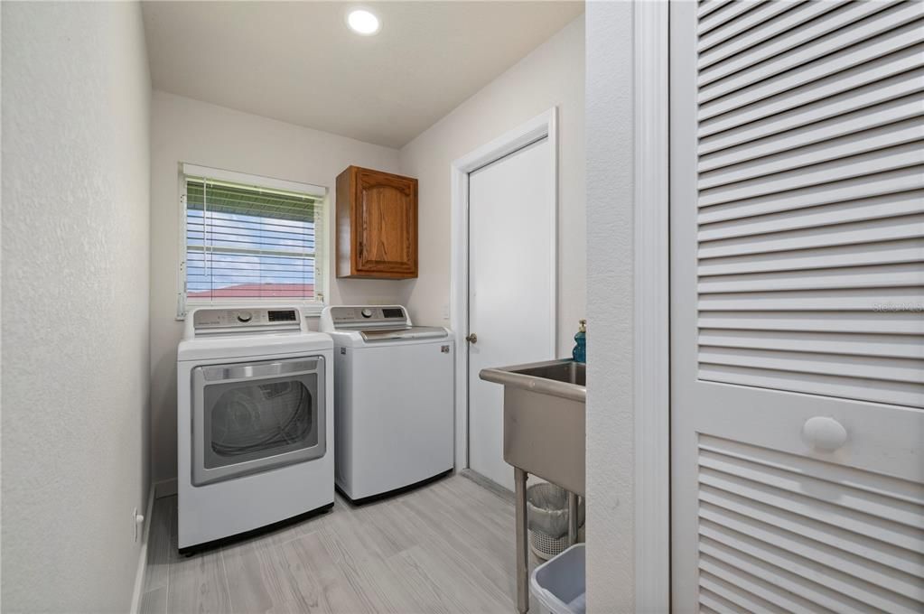 待售: $585,000 (3 贝兹, 3 浴室, 2493 平方英尺)