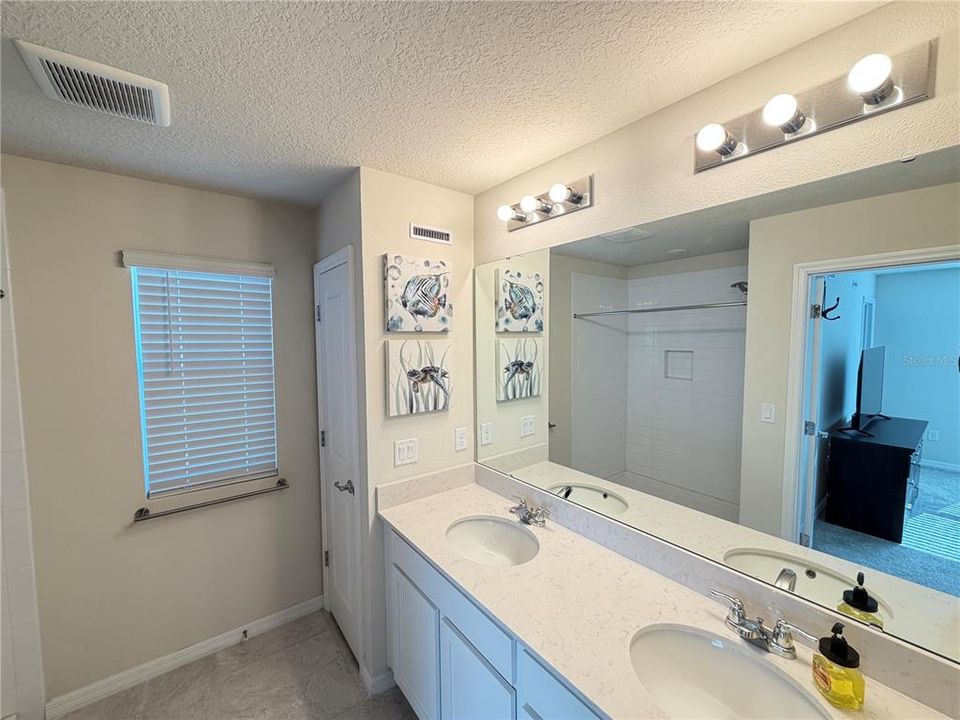 En Renta: $2,190 (3 camas, 2 baños, 1760 Pies cuadrados)