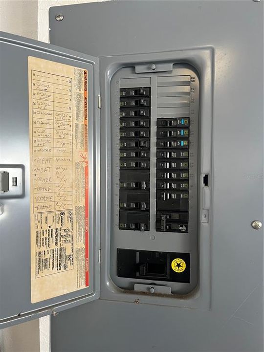 En Venta: $319,900 (3 camas, 2 baños, 1434 Pies cuadrados)