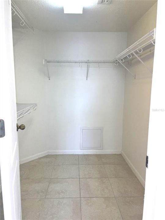 En Venta: $319,900 (3 camas, 2 baños, 1434 Pies cuadrados)