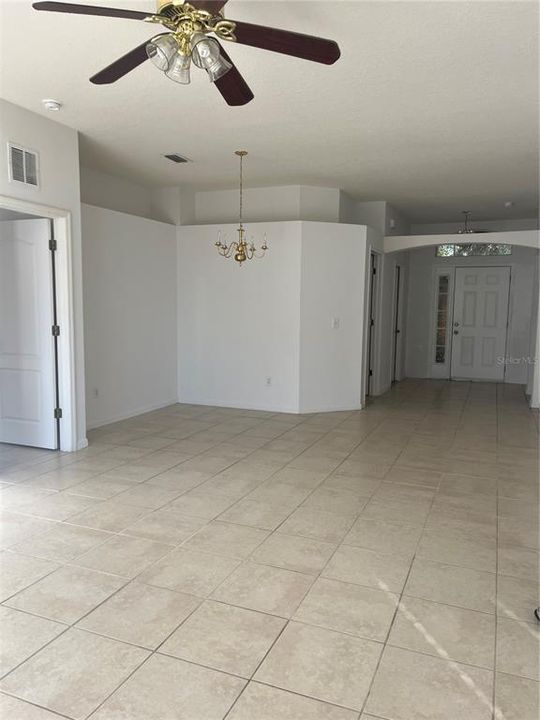 En Venta: $319,900 (3 camas, 2 baños, 1434 Pies cuadrados)