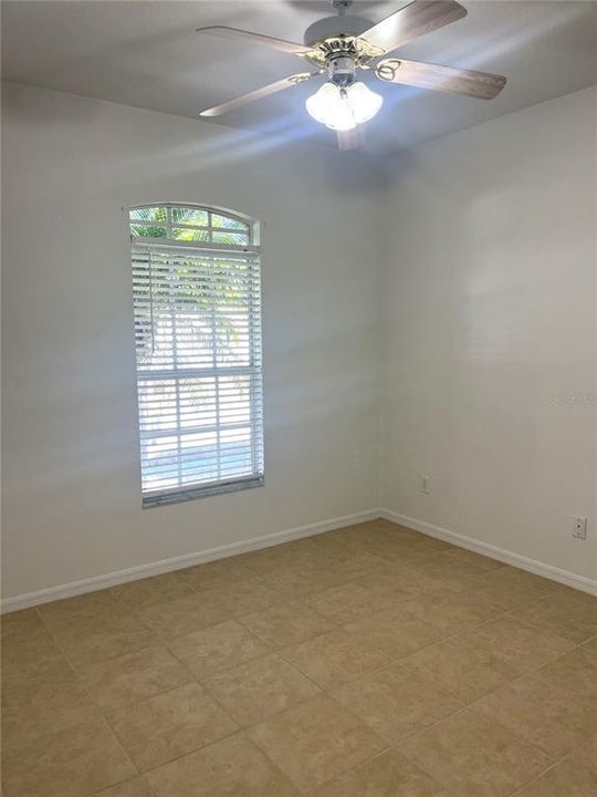 En Venta: $319,900 (3 camas, 2 baños, 1434 Pies cuadrados)