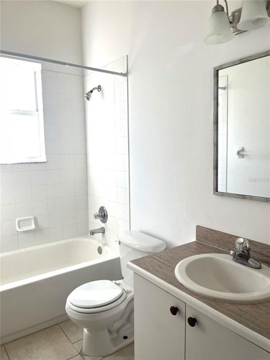 En Venta: $319,900 (3 camas, 2 baños, 1434 Pies cuadrados)