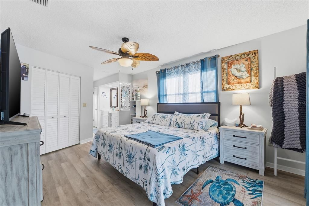 待售: $525,000 (3 贝兹, 3 浴室, 1384 平方英尺)