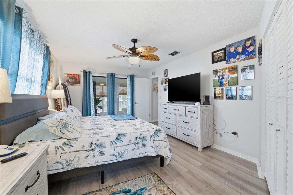 待售: $525,000 (3 贝兹, 3 浴室, 1384 平方英尺)