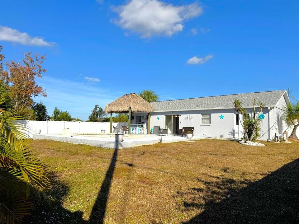 В аренду: $2,500 (3 спален, 2 ванн, 1090 Квадратных фут)