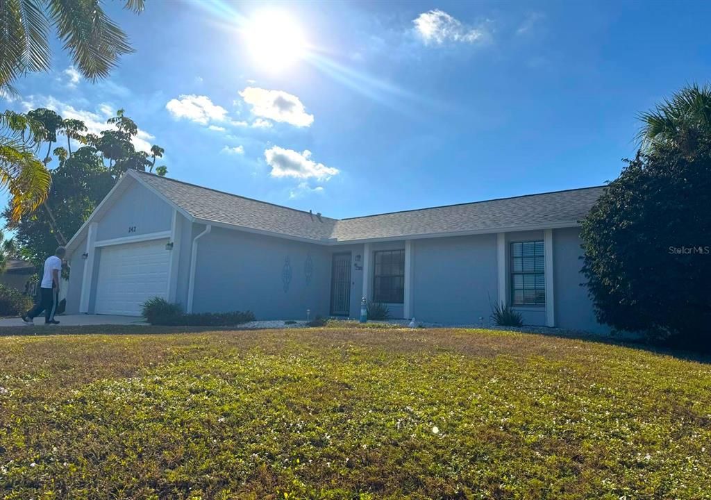 В аренду: $2,500 (3 спален, 2 ванн, 1090 Квадратных фут)