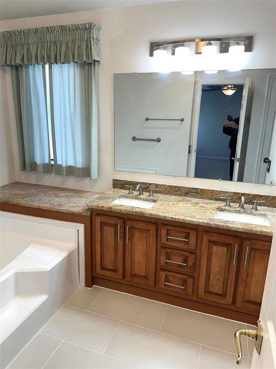 En Venta: $284,750 (2 camas, 2 baños, 1564 Pies cuadrados)