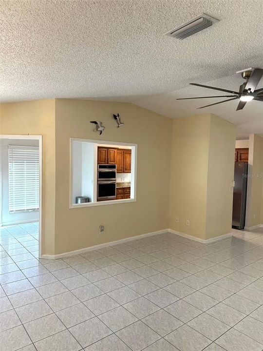 En Venta: $284,750 (2 camas, 2 baños, 1564 Pies cuadrados)