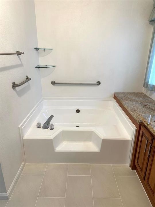 En Venta: $284,750 (2 camas, 2 baños, 1564 Pies cuadrados)