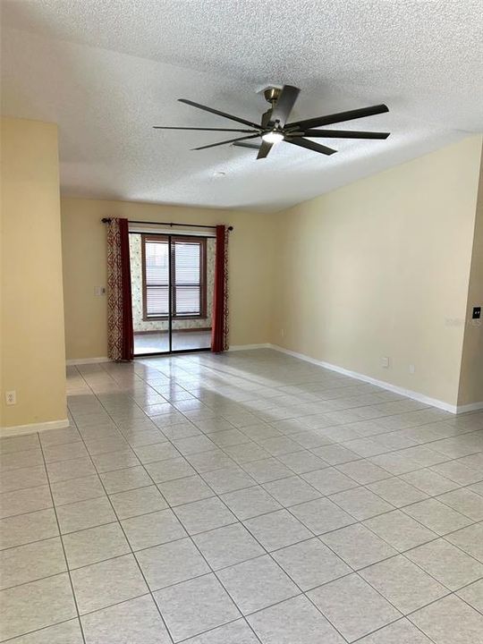 En Venta: $284,750 (2 camas, 2 baños, 1564 Pies cuadrados)