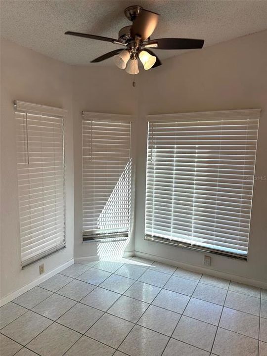 En Venta: $284,750 (2 camas, 2 baños, 1564 Pies cuadrados)