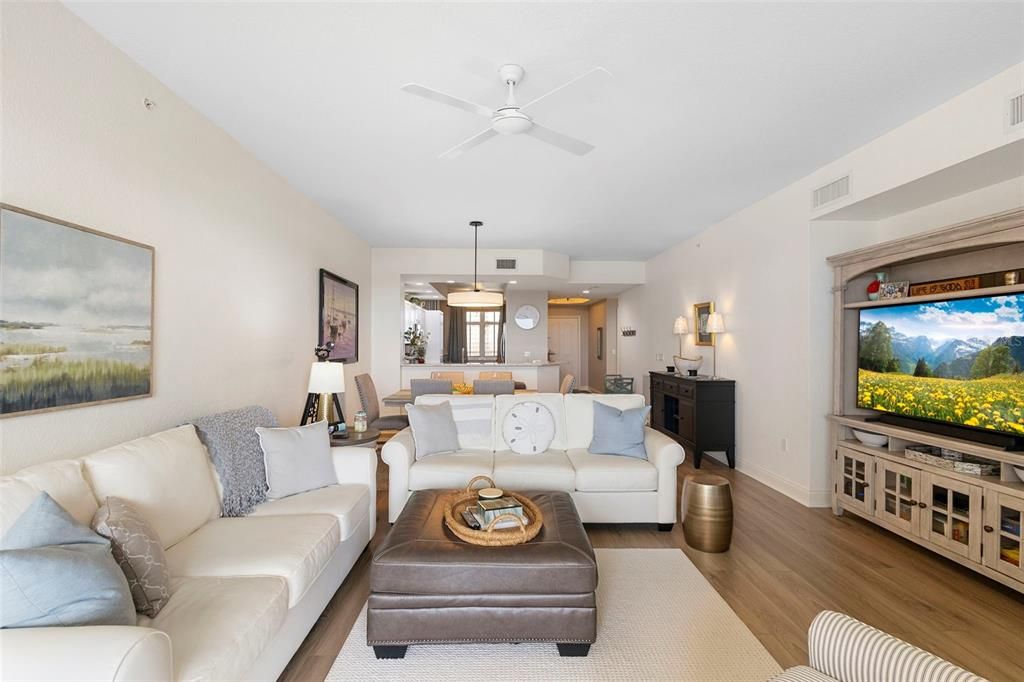 En Venta: $810,000 (2 camas, 2 baños, 1450 Pies cuadrados)