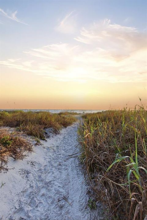 На продажу: $810,000 (2 спален, 2 ванн, 1450 Квадратных фут)