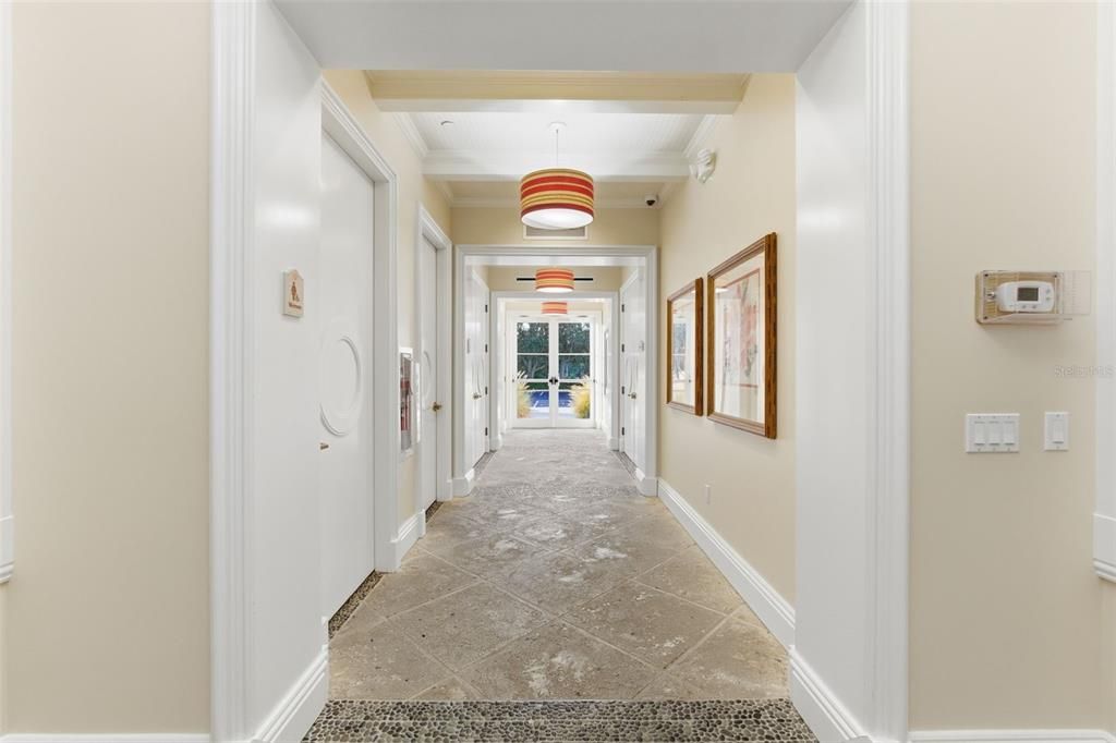 На продажу: $810,000 (2 спален, 2 ванн, 1450 Квадратных фут)