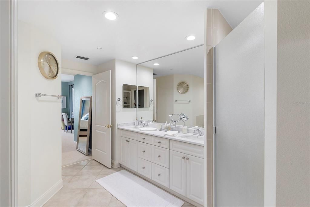 En Venta: $810,000 (2 camas, 2 baños, 1450 Pies cuadrados)