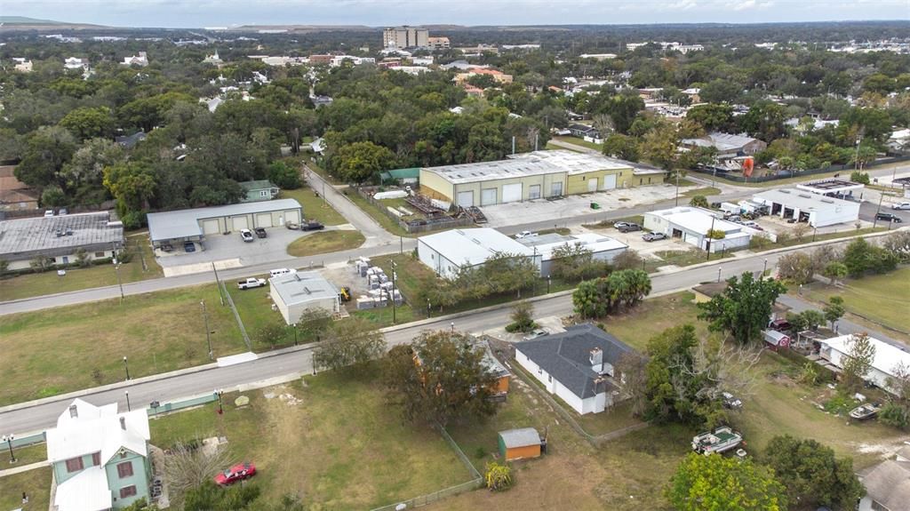 待售: $250,000 (4 贝兹, 2 浴室, 1336 平方英尺)