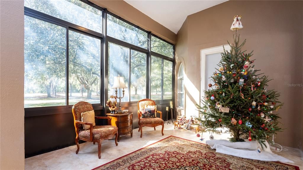 待售: $370,000 (3 贝兹, 2 浴室, 1942 平方英尺)