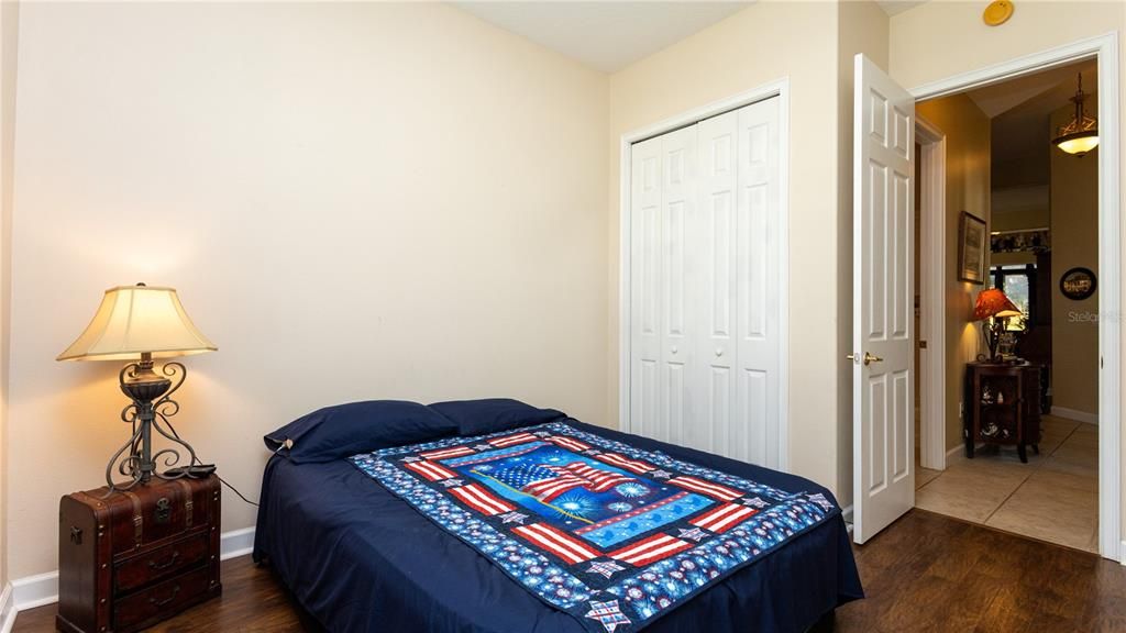 待售: $370,000 (3 贝兹, 2 浴室, 1942 平方英尺)