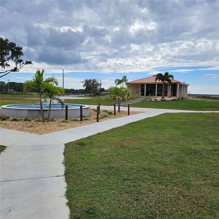 待售: $49,000 (1.00 acres)