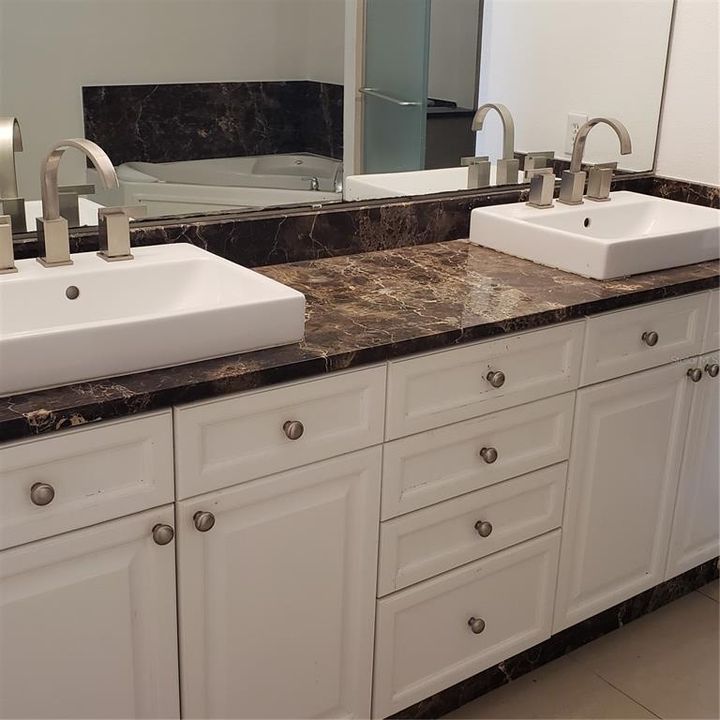 В аренду: $2,200 (3 спален, 2 ванн, 1775 Квадратных фут)