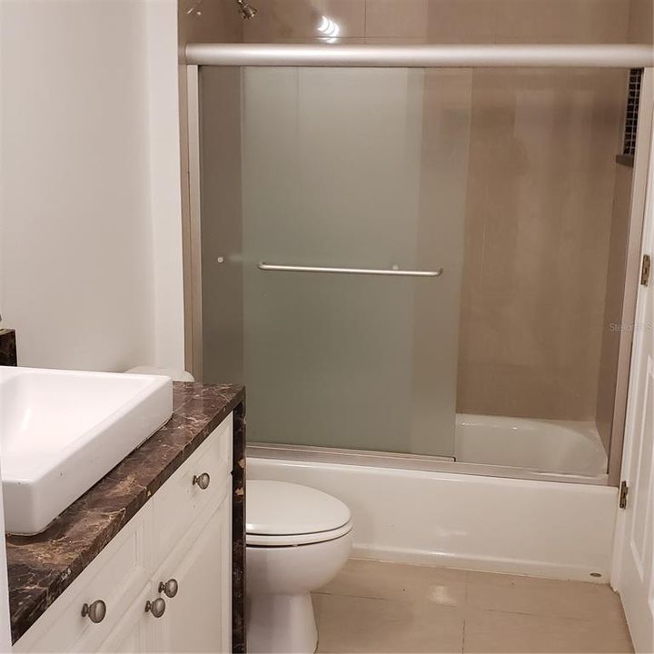 В аренду: $2,200 (3 спален, 2 ванн, 1775 Квадратных фут)