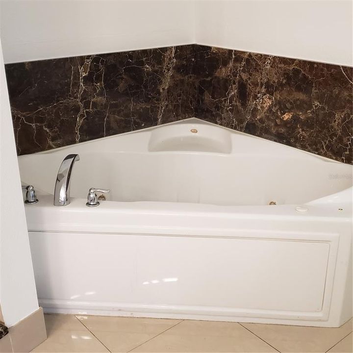 В аренду: $2,200 (3 спален, 2 ванн, 1775 Квадратных фут)