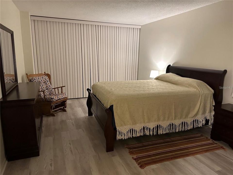 En Venta: $389,900 (2 camas, 2 baños, 1090 Pies cuadrados)