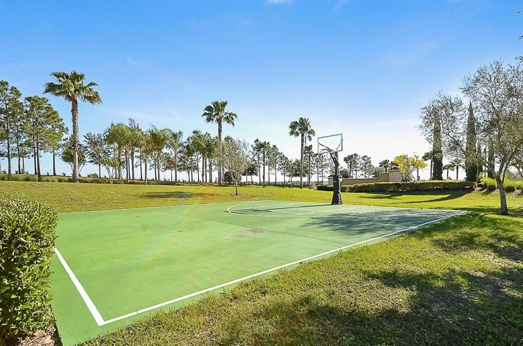 На продажу: $279,900 (2 спален, 2 ванн, 1374 Квадратных фут)