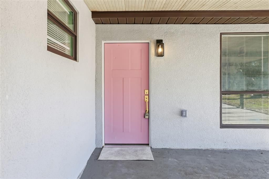 For Sale: $360,000 (3 beds, 1 baths, 1368 Square Feet)