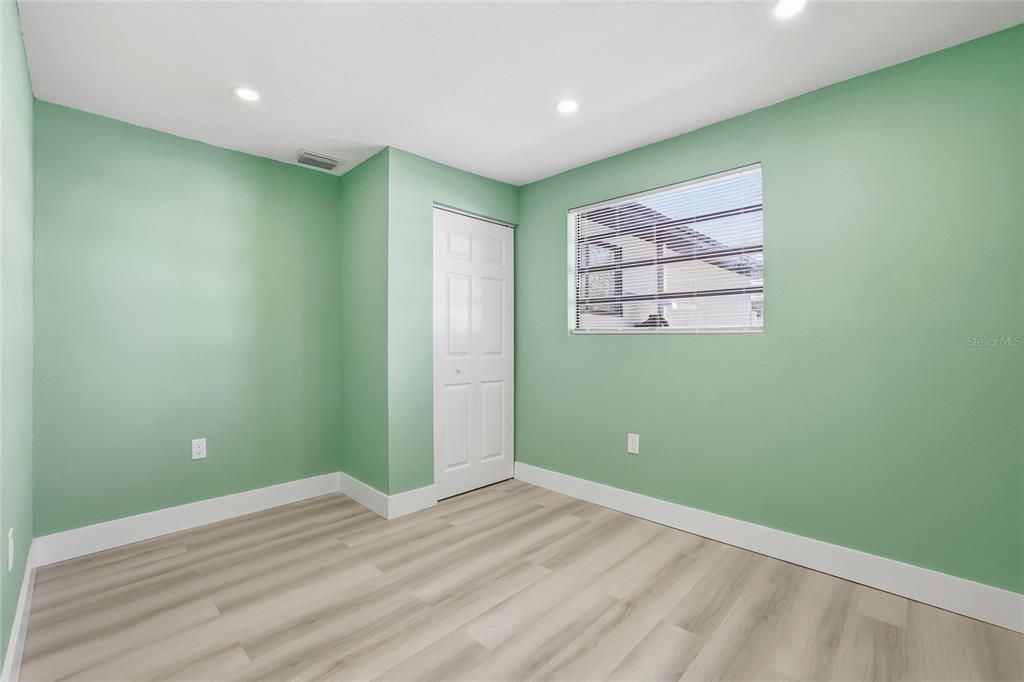 For Sale: $360,000 (3 beds, 1 baths, 1368 Square Feet)