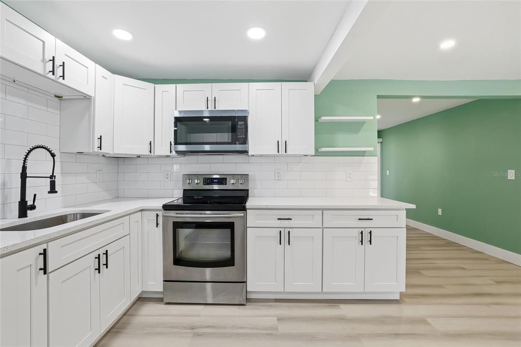 For Sale: $360,000 (3 beds, 1 baths, 1368 Square Feet)