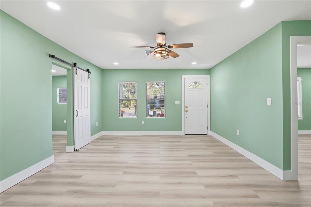 For Sale: $360,000 (3 beds, 1 baths, 1368 Square Feet)