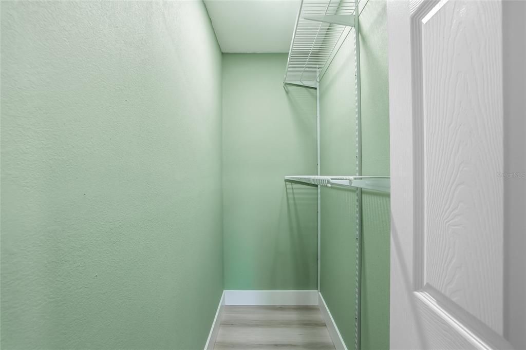 For Sale: $360,000 (3 beds, 1 baths, 1368 Square Feet)