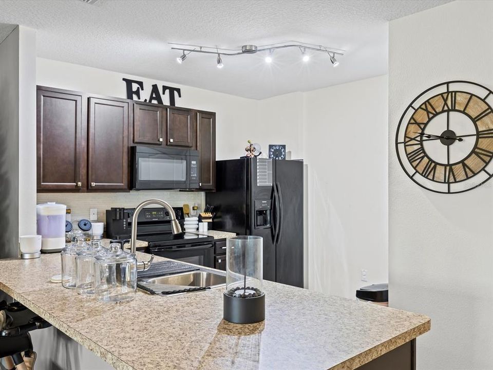 For Sale: $274,900 (3 beds, 2 baths, 1507 Square Feet)