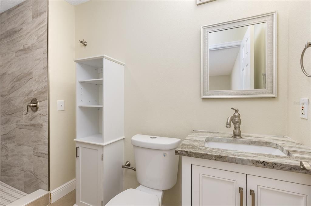 На продажу: $439,900 (3 спален, 3 ванн, 1880 Квадратных фут)