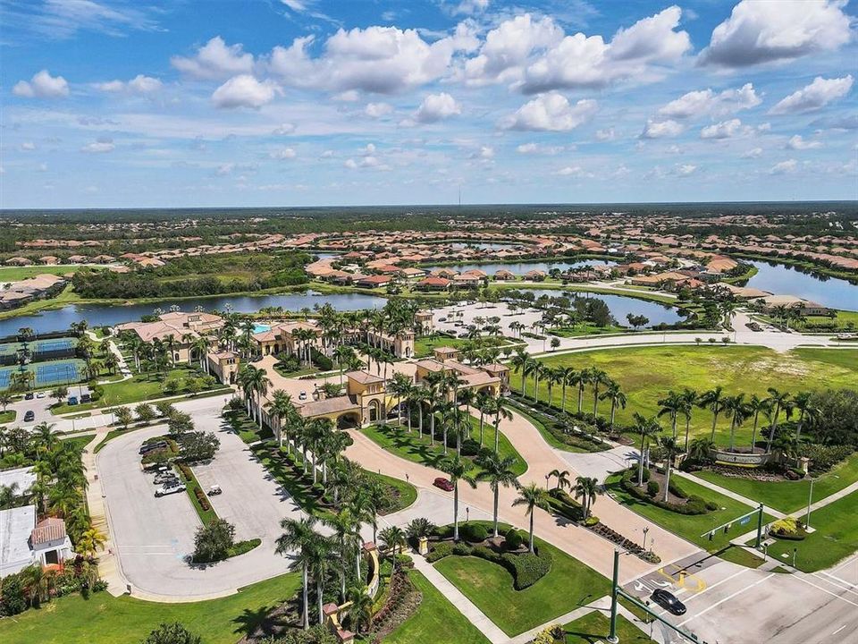 For Sale: $750,000 (4 beds, 2 baths, 2365 Square Feet)