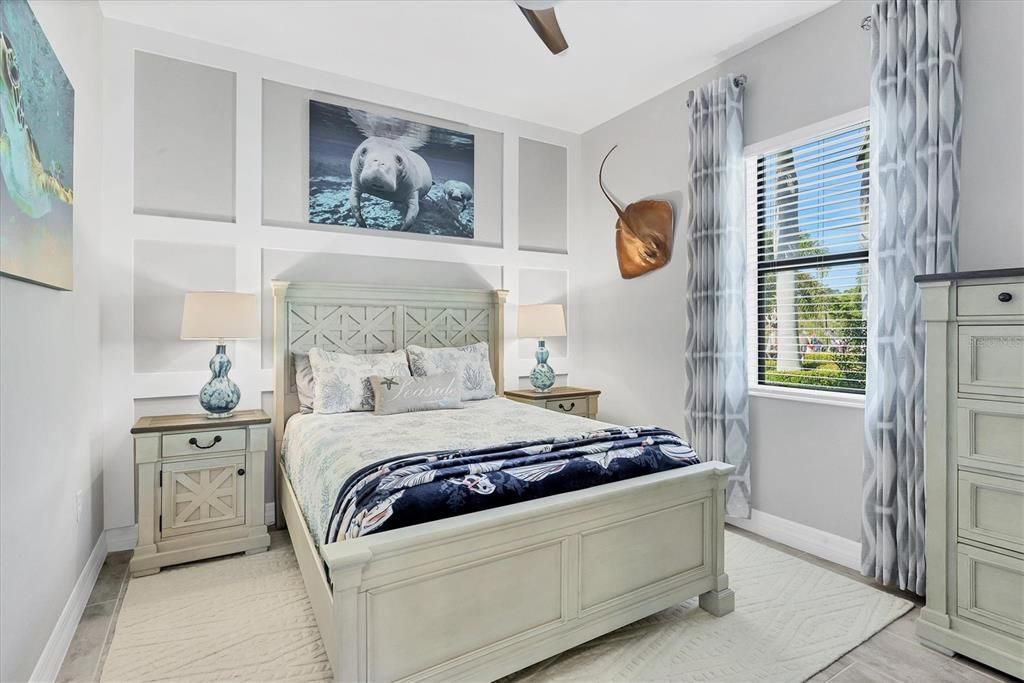 For Sale: $750,000 (4 beds, 2 baths, 2365 Square Feet)