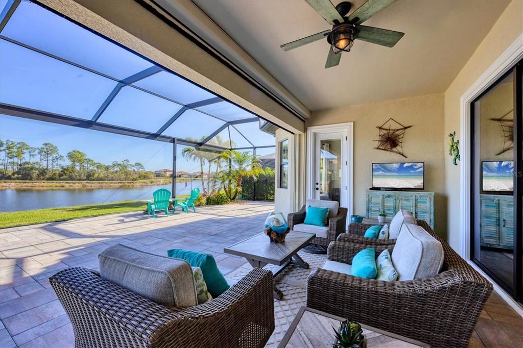 For Sale: $750,000 (4 beds, 2 baths, 2365 Square Feet)