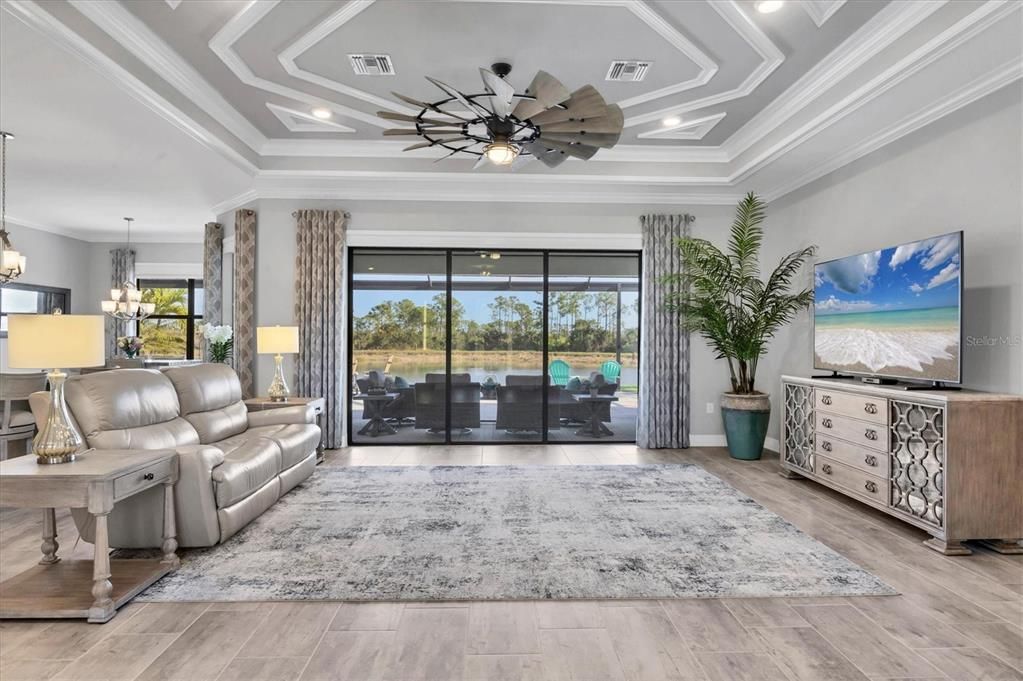 For Sale: $750,000 (4 beds, 2 baths, 2365 Square Feet)